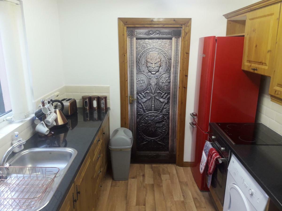 Bridge House Derry City Townhouse Central Free Parking Villa Bagian luar foto